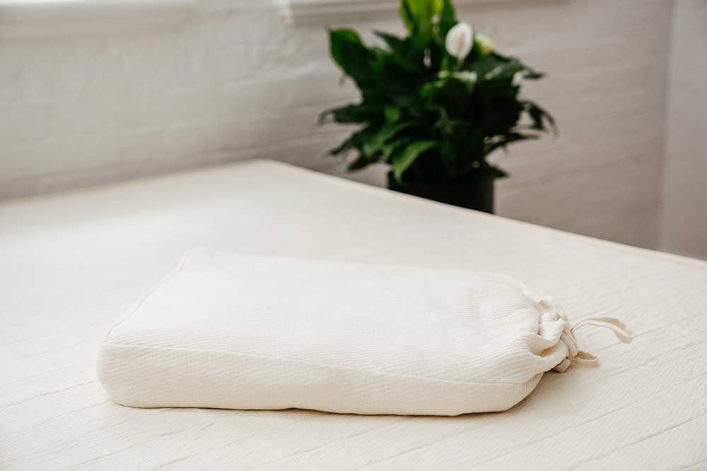 Peace Lily Mattress Protector
